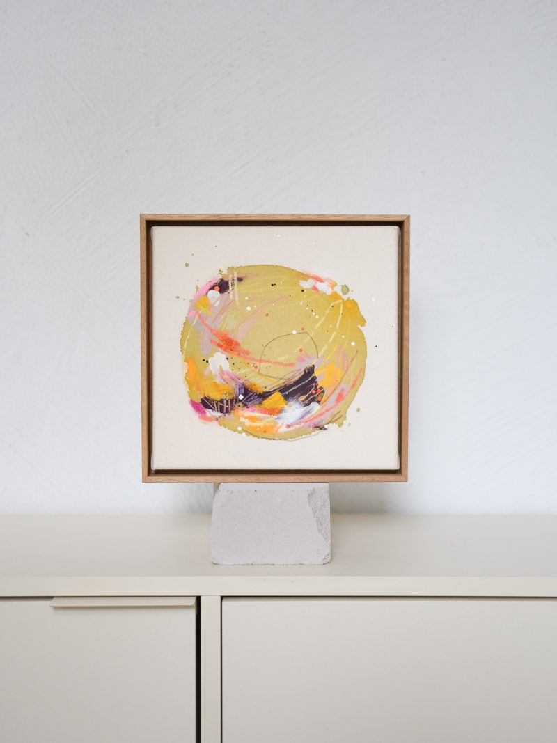 whole world - beige 02 | 24x24cm