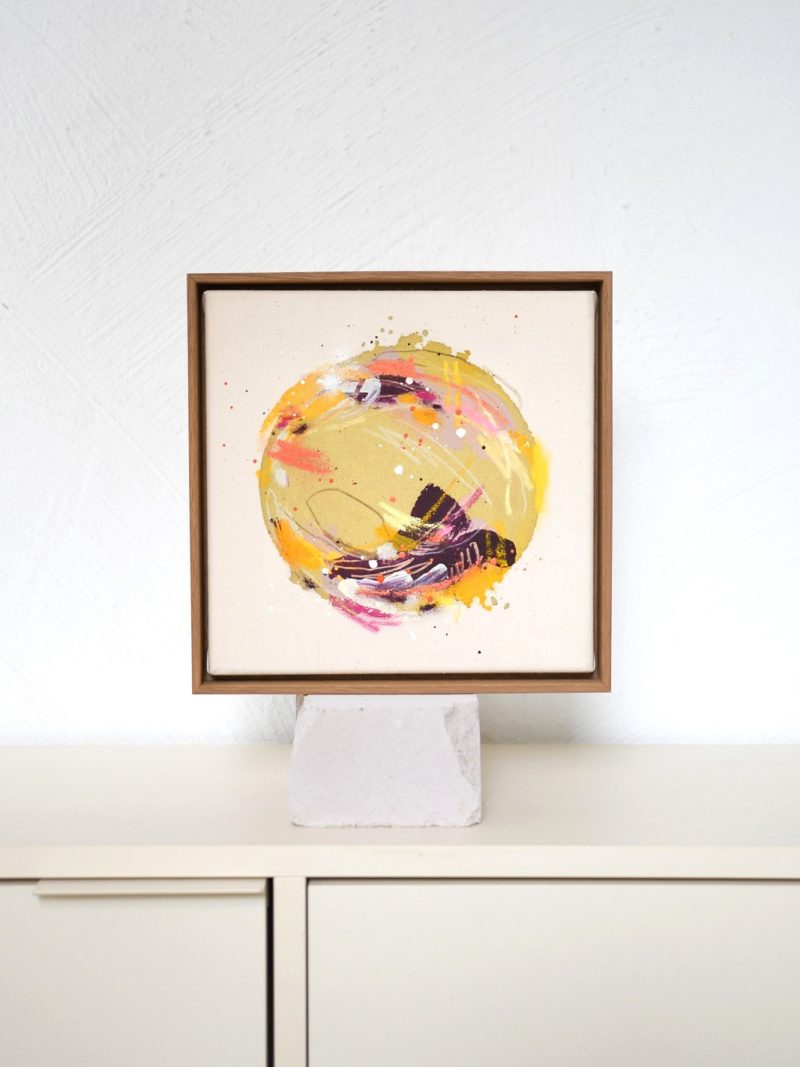 whole world - beige 01 | 24x24cm
